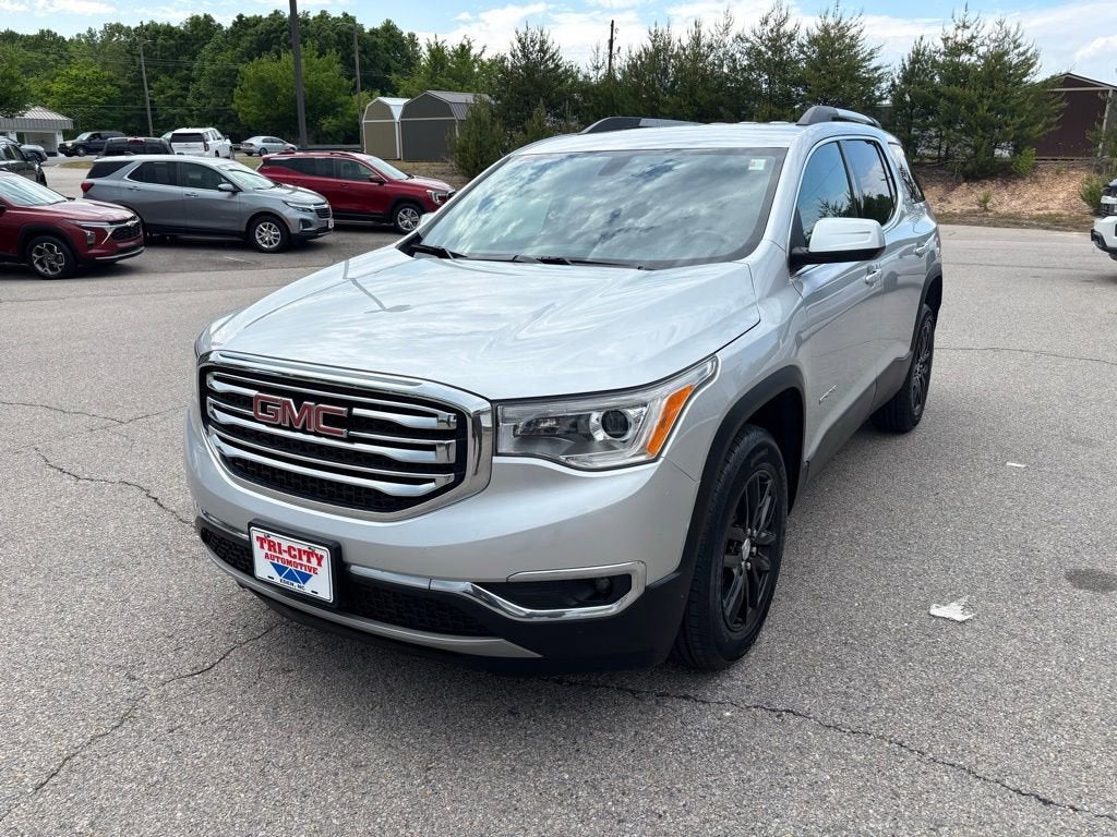 2019 GMC Acadia — interior view