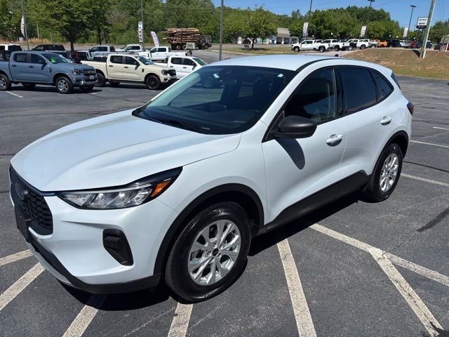 2025 Ford Escape — detail view