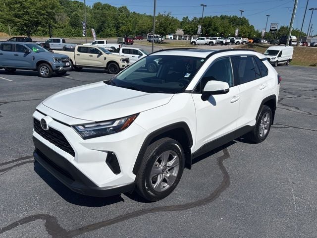 2025 Toyota RAV4 — detail view